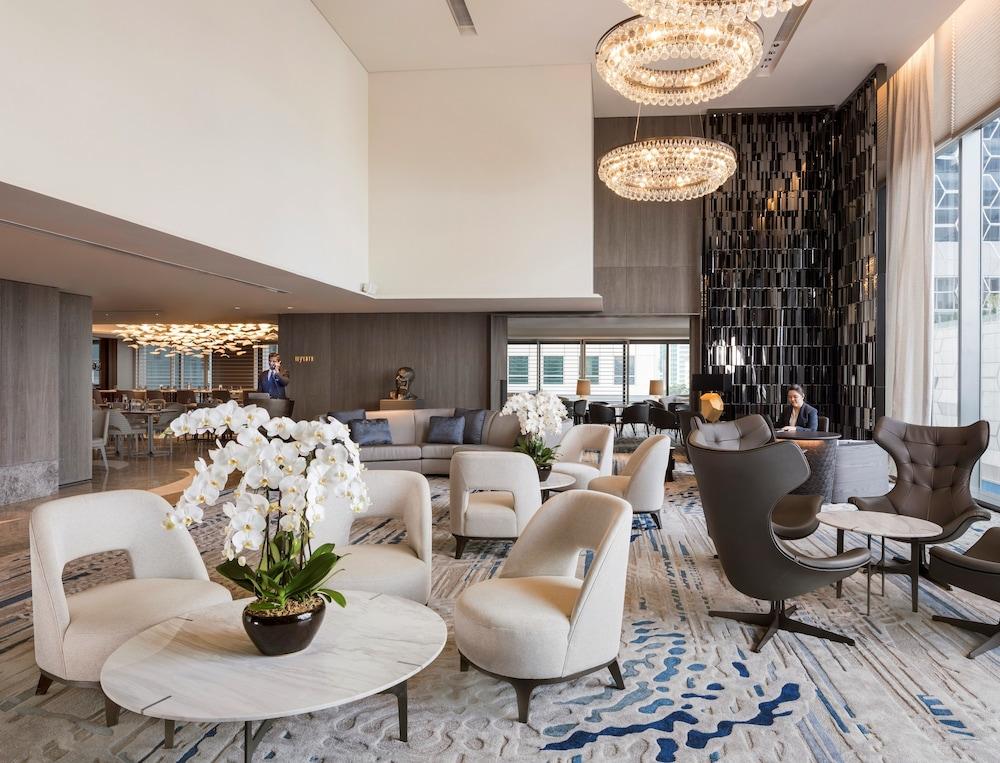 Dao By Dorsett Amtd Singapore Exterior photo The Club Lounge at the airport